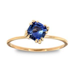 14K Yellow Gold Blue Sapphire Solitaire Ring
